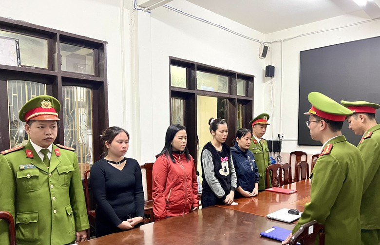 Khởi tố 4 đối tượng lập c&ocirc;ng ty &ldquo;ma&rdquo; để mua b&aacute;n tr&aacute;i ph&eacute;p h&oacute;a đơn- Ảnh 1.