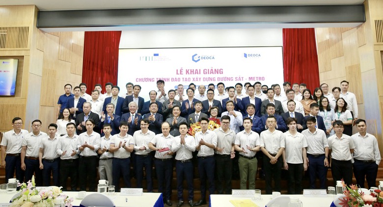 Trường ĐH GTVT TP.HCM lần đầu đ&agrave;o tạo ng&agrave;nh x&acirc;y dựng Đường sắt - Metro- Ảnh 1.