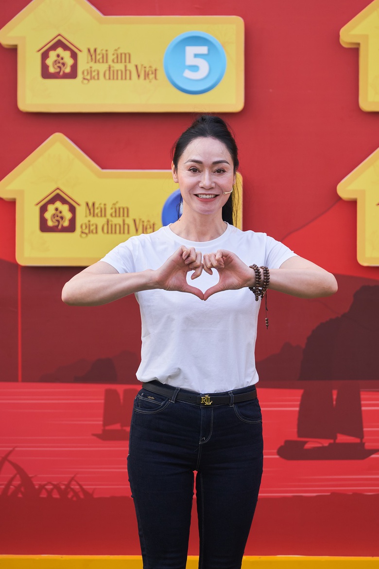 Qu&aacute;ch Thu Phương: Đ&atilde; c&oacute; l&uacute;c kh&ocirc;ng biết lấy tiền đ&acirc;u mua thức ăn cho con- Ảnh 2.