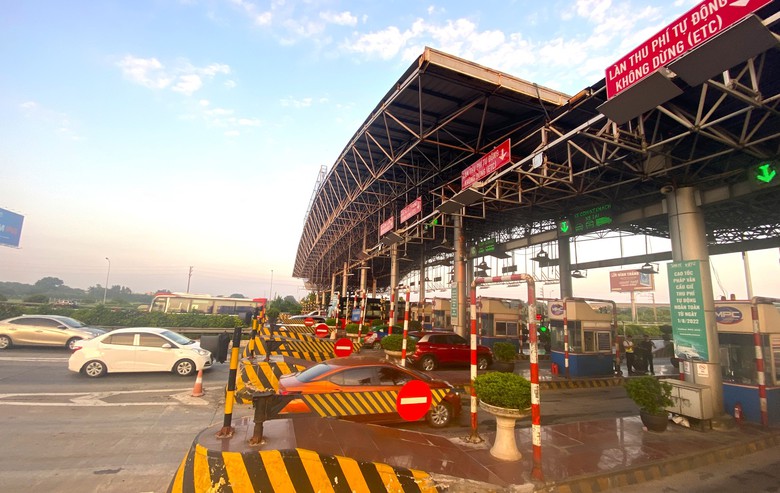 Sẽ bỏ barie đầu v&agrave;o to&agrave;n bộ tuyến cao tốc đang thu ph&iacute;- Ảnh 1.