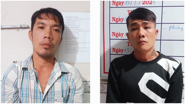 Bắt giữ 2 người đ&agrave;n &ocirc;ng đi xe gắn m&aacute;y mang theo s&uacute;ng rulo đ&atilde; l&ecirc;n n&ograve;ng- Ảnh 1.