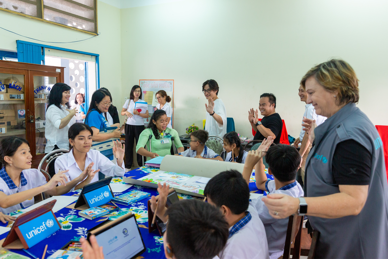 UNICEF v&agrave; Masterise tới S&oacute;c Trăng chứng kiến c&aacute;c s&aacute;ng kiến thay đổi tương lai- Ảnh 4.