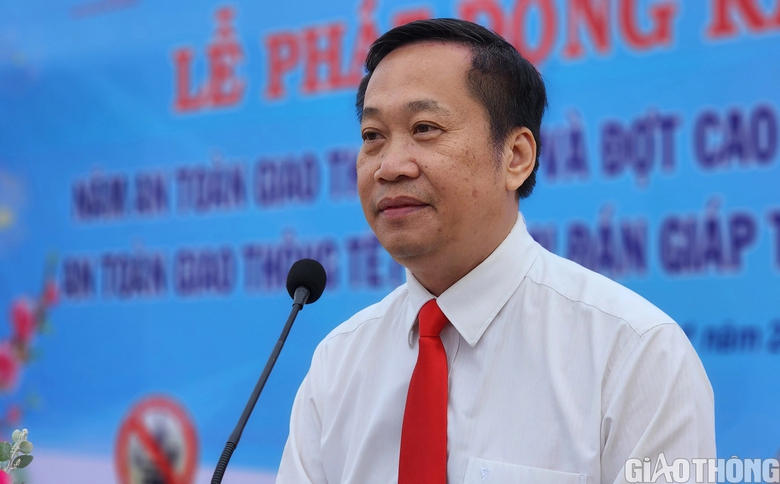 Đắk N&ocirc;ng: Ph&aacute;t động lễ ra qu&acirc;n ATGT năm 2024, bảo vệ t&iacute;nh mạng v&agrave; t&agrave;i sản của d&acirc;n- Ảnh 2.