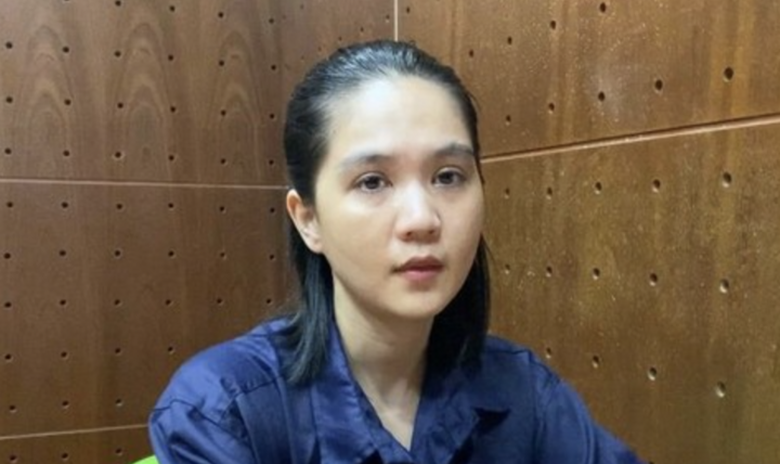 Người mẫu Ngọc Trinh hầu t&ograve;a trước tết Nguy&ecirc;n đ&aacute;n- Ảnh 1.