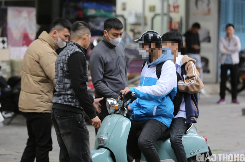 B&aacute;o động t&igrave;nh trạng học sinh vi phạm giao th&ocirc;ng ở Thanh Ho&aacute;- Ảnh 1.