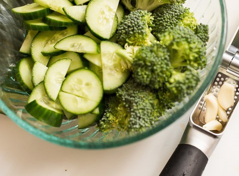 Loại rau quen thuộc bị tồn dư lượng thuốc trừ s&acirc;u nhiều nhất chợ kh&ocirc;ng phải ai cũng biết- Ảnh 4.