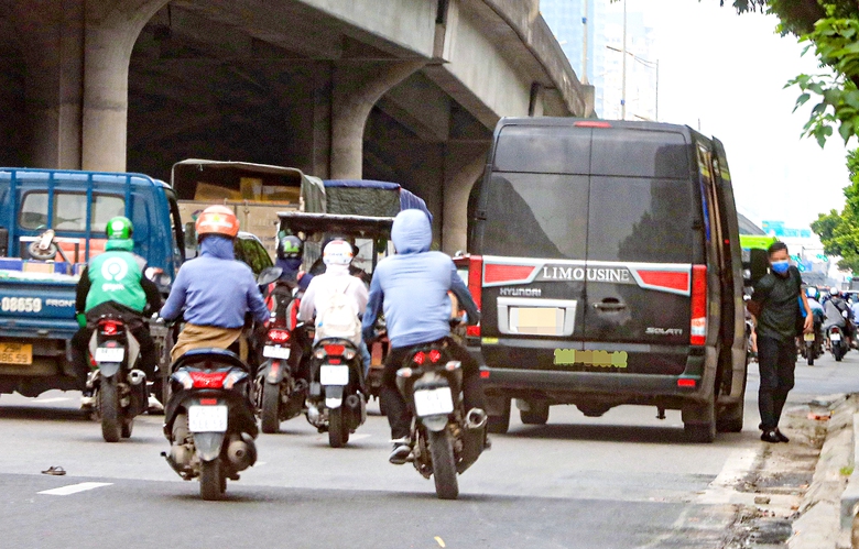 Nhiều giải pháp quản xe hợp đồng trá hình - Ảnh 1. Nhiều giải pháp quản xe hợp đồng trá hình - Ảnh 1.