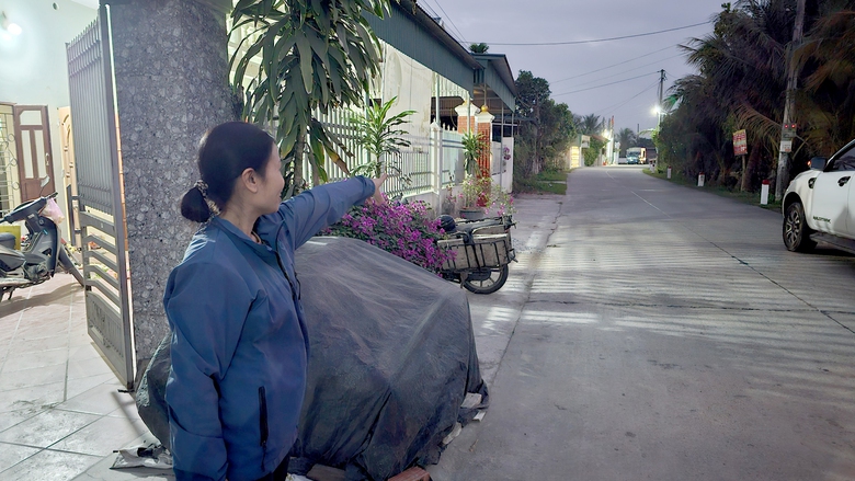 Lạ l&ugrave;ng d&acirc;n hiến đất l&agrave;m đường vẫn phải nộp thuế- Ảnh 1.