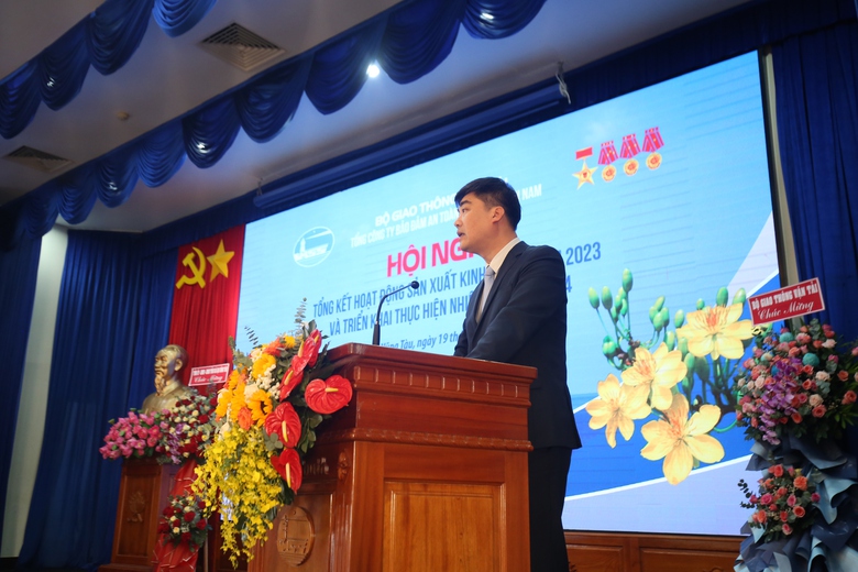 Bảo đảm an toàn hàng hải miền Nam hoàn thành tốt chỉ tiêu kế hoạch năm 2023 dù khó khăn- Ảnh 2. Bảo đảm an toàn hàng hải miền Nam hoàn thành tốt chỉ tiêu kế hoạch năm 2023 dù khó khăn- Ảnh 2.