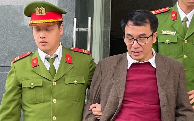 Cựu Cục ph&oacute; Trần H&ugrave;ng sắp hầu t&ograve;a ph&uacute;c thẩm v&igrave; k&ecirc;u oan
