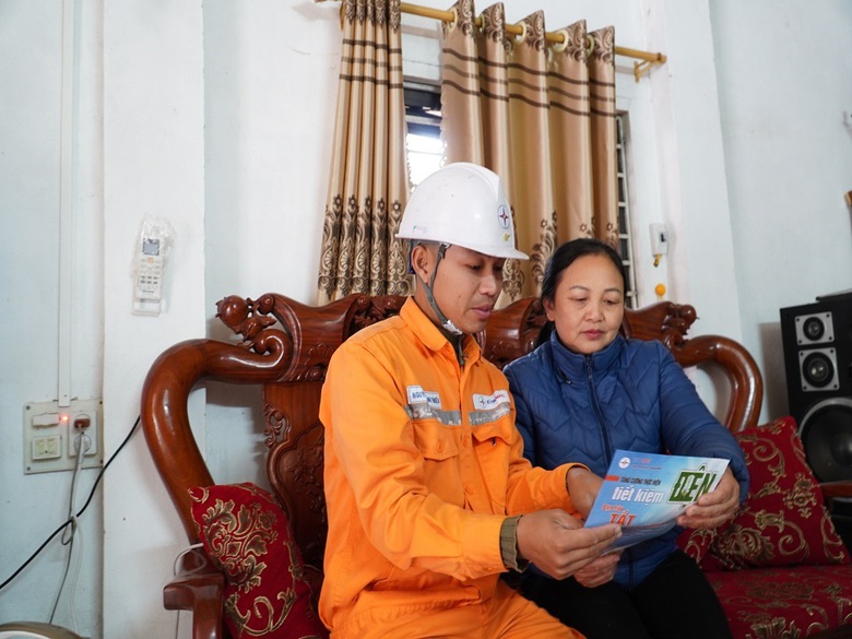 Điện lực Quảng Ninh chủ động đảm bảo cấp điện phục vụ ph&aacute;t triển kinh tế - x&atilde; hội- Ảnh 2.