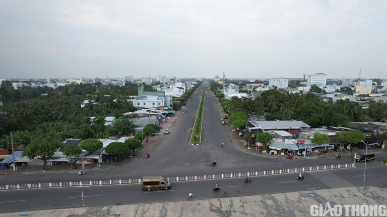 Bạc Liêu: Gấp rút hoàn thành đường bị 2 hộ dân án ngữ hơn 20 năm- Ảnh 3. Bạc Liêu: Gấp rút hoàn thành đường bị 2 hộ dân án ngữ hơn 20 năm- Ảnh 3.