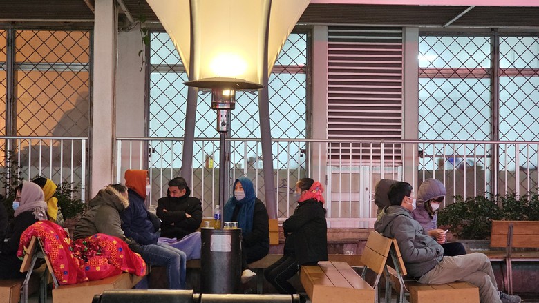 H&agrave; Nội: X&oacute;t cảnh 