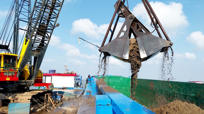 Cần tăng th&ecirc;m lượng c&aacute;t phục vụ cao tốc Cần Thơ - C&agrave; Mau- Ảnh 2.