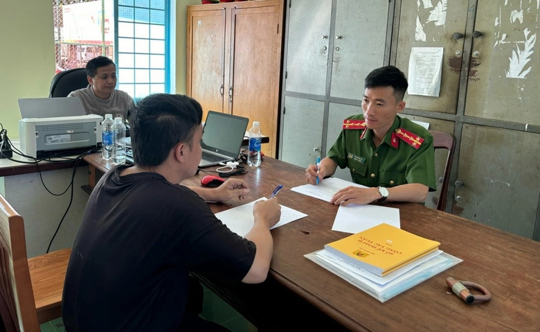 C&ocirc;ng an Kon Tum giải cứu 7 người bị lừa b&aacute;n sang Myanmar- Ảnh 1.