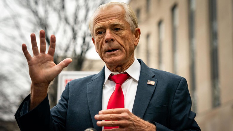 &Ocirc;ng Navarro đ&atilde; nhanh ch&oacute;ng kh&aacute;ng c&aacute;o vụ việc l&ecirc;n T&ograve;a ph&uacute;c thẩm DC Circuit (Ảnh: CBS)