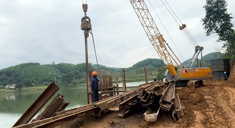Những mũi khoan đầu ti&ecirc;n tr&ecirc;n tuyến cao tốc Tuy&ecirc;n Quang - H&agrave; Giang- Ảnh 1.