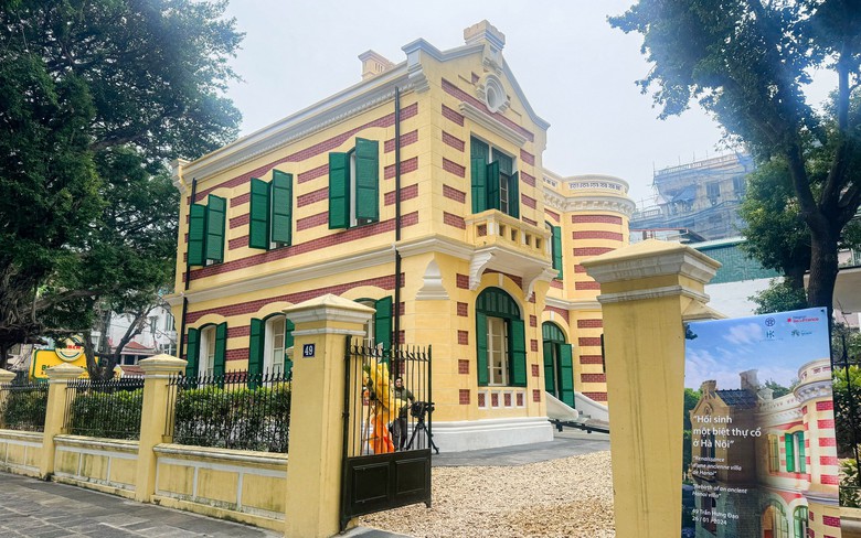 Biệt thự từng gây tranh cãi ở Hà Nội đẹp như mơ ngày mở cửa trở lại - Ảnh 1. Biệt thự từng gây tranh cãi ở Hà Nội đẹp như mơ ngày mở cửa trở lại - Ảnh 1.