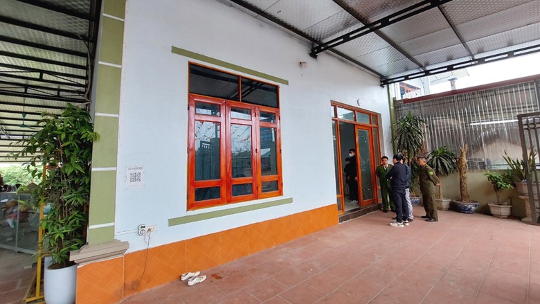 Đốt than củi sưởi ấm, 3 người trong gia đ&igrave;nh tử vong- Ảnh 1.