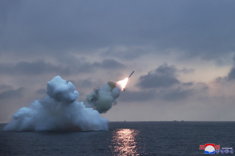 Cuộc thử nghiệm t&ecirc;n lửa h&agrave;nh tr&igrave;nh chiến lược mới nhất mang t&ecirc;n &ldquo;Pulhwasal-3-31&rdquo; (Ảnh: KCNA)