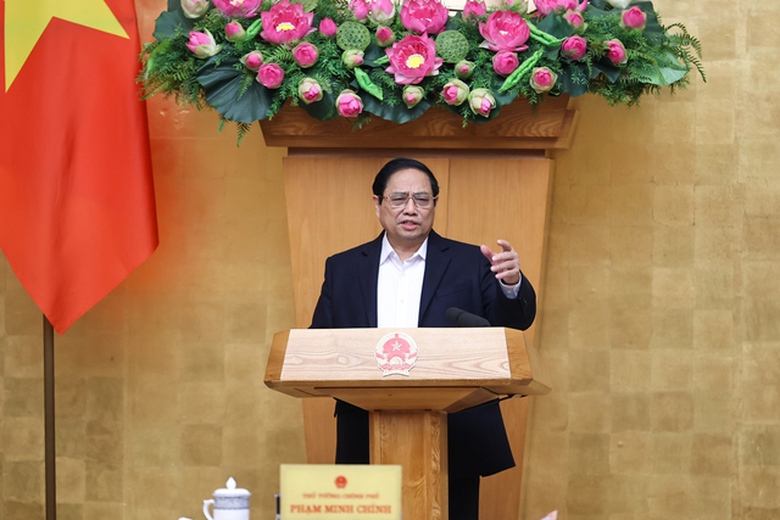 Thủ tướng: Sớm đưa Luật đất đai v&agrave;o đời sống, khơi th&ocirc;ng điểm nghẽn- Ảnh 1.