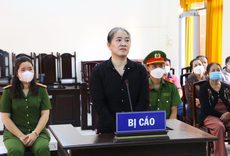 Chiếm đoạt hơn 1,5 tỷ đồng, nữ chủ hụi lĩnh 7 năm t&ugrave;- Ảnh 1.