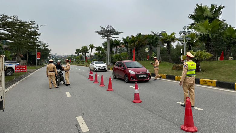 Quyết liệt k&egrave;m giải ph&ugrave; hợp, h&igrave;nh th&agrave;nh th&oacute;i quen 