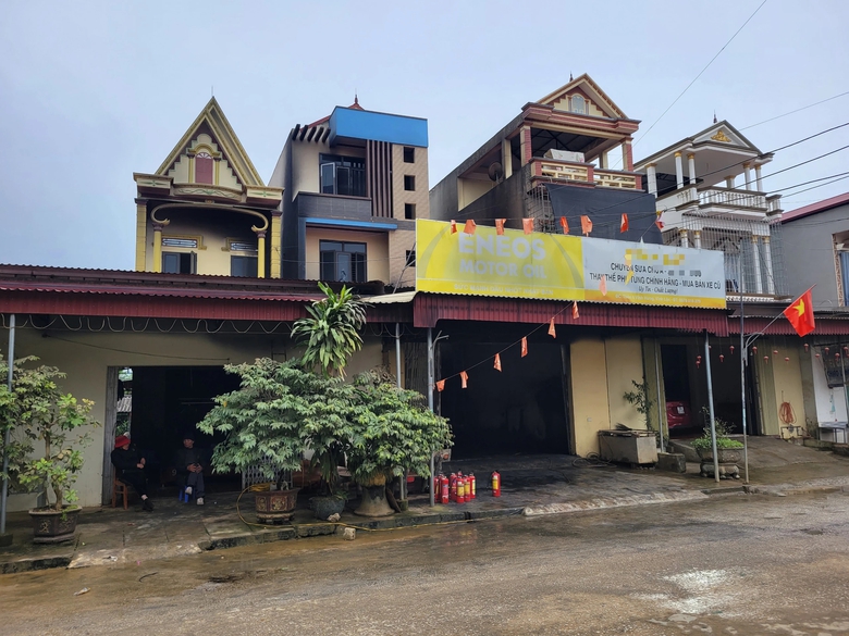 C&ocirc;ng an v&agrave;o cuộc vụ ch&aacute;y nh&agrave; ở Thanh H&oacute;a khiến 3 mẹ con tử vong- Ảnh 5.