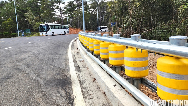 Ngắm đ&egrave;o Prenn tuyệt đẹp trước ng&agrave;y th&ocirc;ng xe- Ảnh 4.