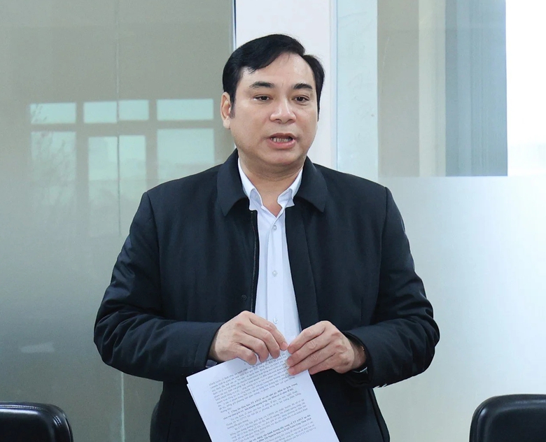 &Ocirc;ng Khuất Việt H&ugrave;ng: Xử l&yacute; xe d&ugrave;, bến c&oacute;c cần quyết liệt như với nồng độ cồn- Ảnh 4.