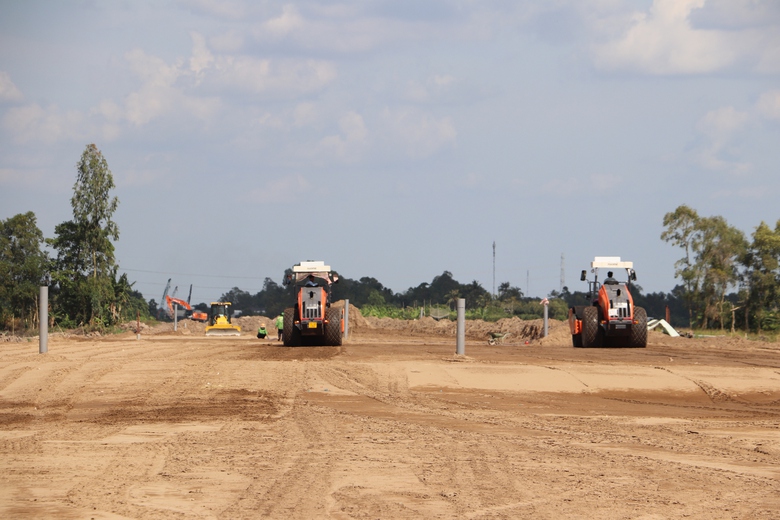 Tổ chức 167 mũi thi c&ocirc;ng đẩy tiến độ cao tốc Cần Thơ-C&agrave; Mau- Ảnh 2.