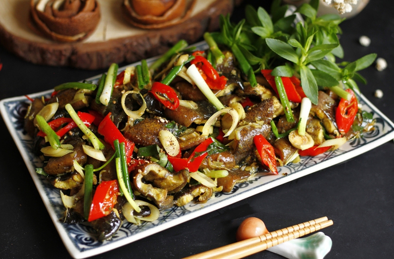 Loại thịt chứa nhiều Omega-3, dưỡng gan, bổ m&aacute;u nhưng 2 người n&agrave;y chớ đụng đũa- Ảnh 2.