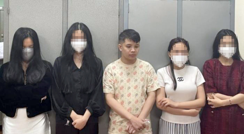 T&uacute; &ocirc;ng đường d&acirc;y mại d&acirc;m khai thu lời 15 tỷ đồng- Ảnh 1.