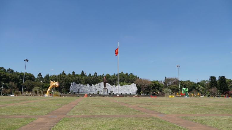 Linh vật rồng xanh độc đ&aacute;o chưa từng c&oacute; sẽ xuất hiện ở TP Pleiku- Ảnh 6.