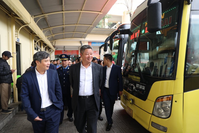 Cần xếp sao xe kh&aacute;ch để người d&acirc;n lựa chọn- Ảnh 1.