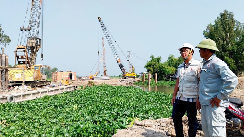 Đang vượt tiến độ, cao tốc Ch&acirc;u Đốc - Cần Thơ - S&oacute;c Trăng vẫn thi c&ocirc;ng xuy&ecirc;n Tết- Ảnh 1.