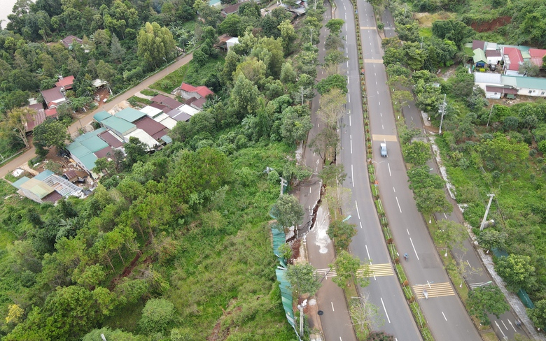 Hơn 200 tỷ đồng khắc phục đường Hồ Ch&iacute; Minh sụt l&uacute;n, nứt g&atilde;y- Ảnh 6.