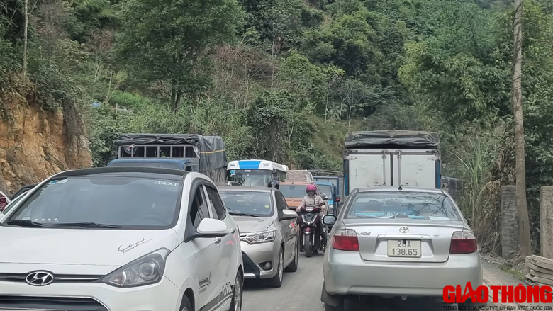 Đảm bảo ATGT tại dự &aacute;n xử l&yacute; 