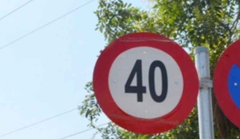 Hạn chế tốc độ c&ograve;n 40km/h nơi thi c&ocirc;ng cống vượt ngang QL1 ở Long Kh&aacute;nh- Ảnh 1.