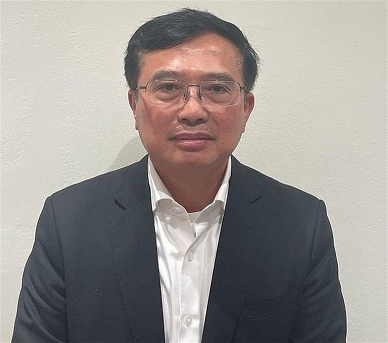 Tội danh nguy&ecirc;n Thứ trưởng Bộ C&ocirc;ng thương Ho&agrave;ng Quốc Vượng bị khởi tố c&oacute; mức &aacute;n ra sao?- Ảnh 1.