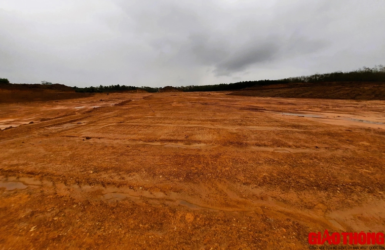 Điều phối đất san lấp khu t&aacute;i định cư cao tốc ở Vĩnh Kh&ecirc;, san nền khu t&aacute;i định cư Vĩnh H&agrave;- Ảnh 3.