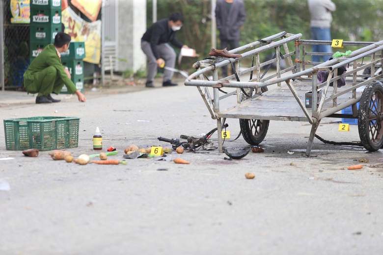 Hai vợ chồng gặp tai nạn tử vong thương t&acirc;m khi đi b&aacute;n h&agrave;ng l&uacute;c rạng s&aacute;ng- Ảnh 14.