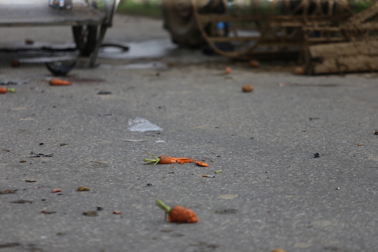 Hai vợ chồng gặp tai nạn tử vong thương t&acirc;m khi đi b&aacute;n h&agrave;ng l&uacute;c rạng s&aacute;ng- Ảnh 22.