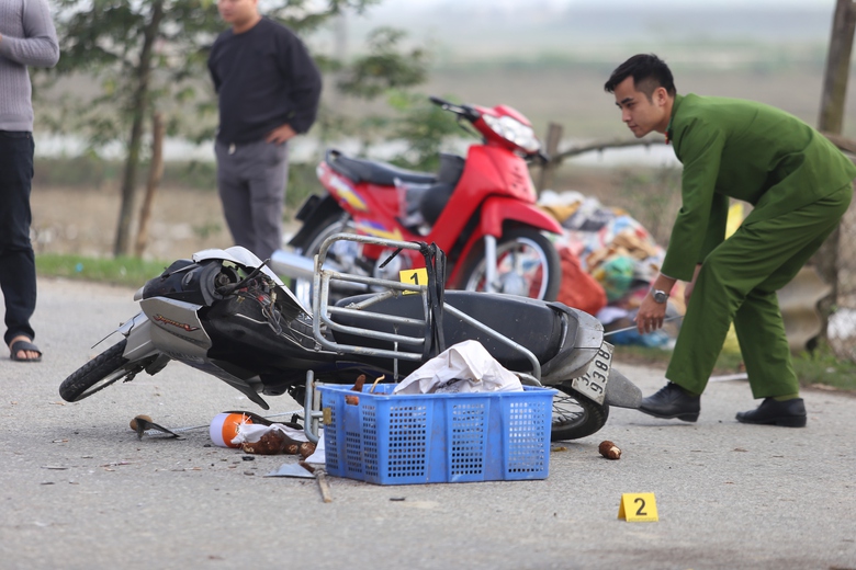 Hai vợ chồng gặp tai nạn tử vong thương t&acirc;m khi đi b&aacute;n h&agrave;ng l&uacute;c rạng s&aacute;ng- Ảnh 2.
