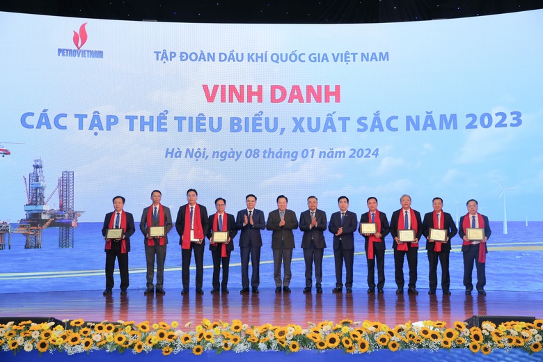 Petrovietnam đạt nhiều th&agrave;nh t&iacute;ch ấn tượng trong năm 2023- Ảnh 3.