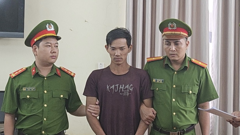 1.000 cảnh s&aacute;t truy bắt kẻ s&aacute;t hại c&ocirc; g&aacute;i ở H&oacute;c M&ocirc;n- Ảnh 1.