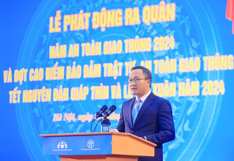Ph&oacute; thủ tướng: Thượng t&ocirc;n ph&aacute;p luật để k&eacute;o giảm tai nạn giao th&ocirc;ng- Ảnh 2.