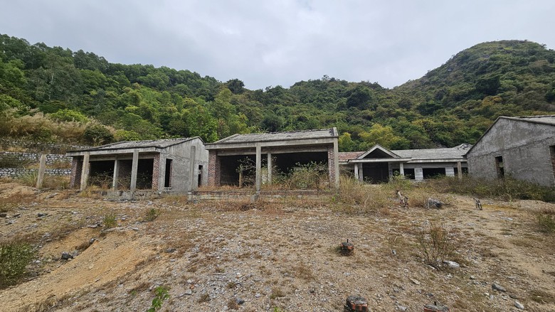 Hải Ph&ograve;ng: Lạ l&ugrave;ng loạt biệt thự ở khu du lịch th&agrave;nh nơi nu&ocirc;i d&ecirc;- Ảnh 4.