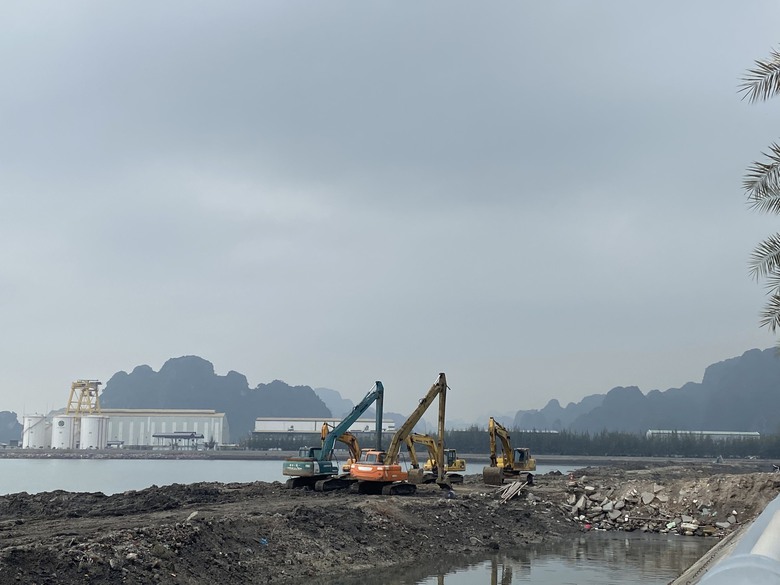 V&igrave; sao tuyến đường bao biển đẹp như mơ ở Quảng Ninh chậm b&agrave;n giao?- Ảnh 2.