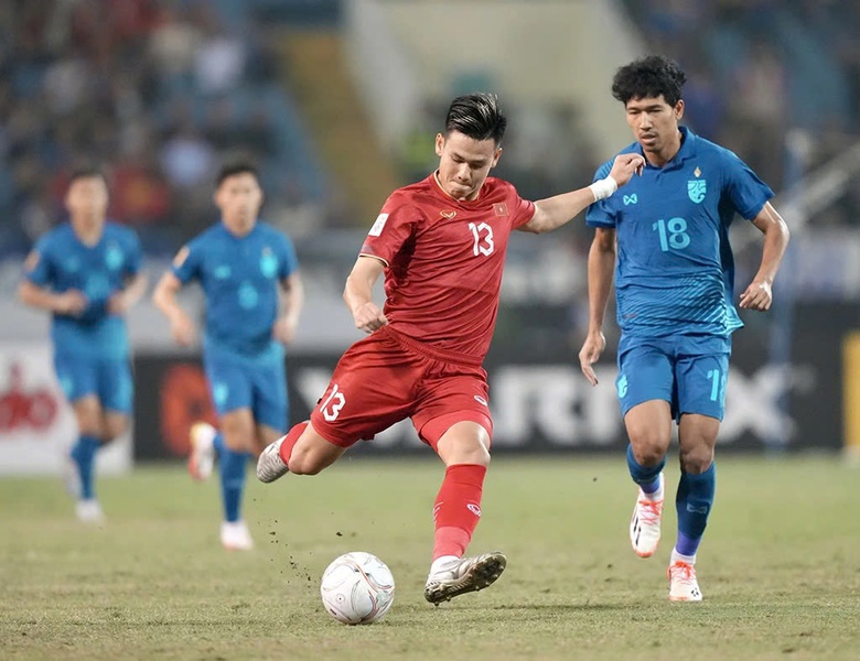 HLV Kim Sang-sik nhận tin kém vui trước đợt hội quân của tuyển Việt Nam- Ảnh 1. HLV Kim Sang-sik nhận tin kém vui trước đợt hội quân của tuyển Việt Nam- Ảnh 1.